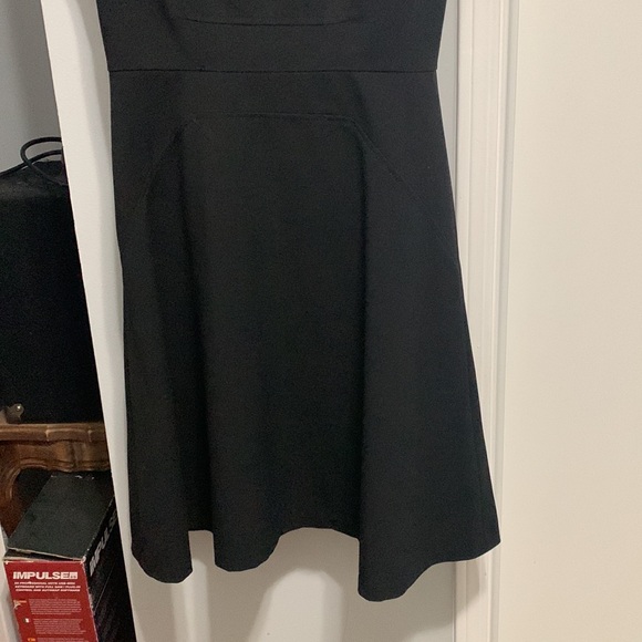 Calvin Klein dress- size 4 - Picture 3 of 7